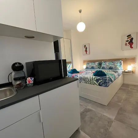 Lucullo's Rooftop * Νάπολη