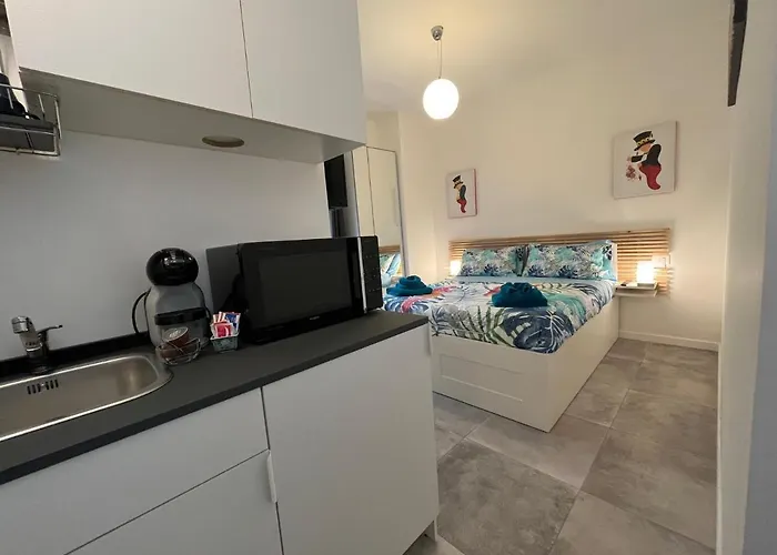 Lucullo's Rooftop * Napoli